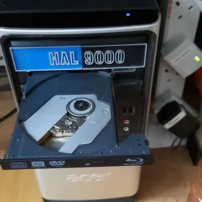 Đơn vị ổ đĩa và ngăn kéo mỏng cho PC