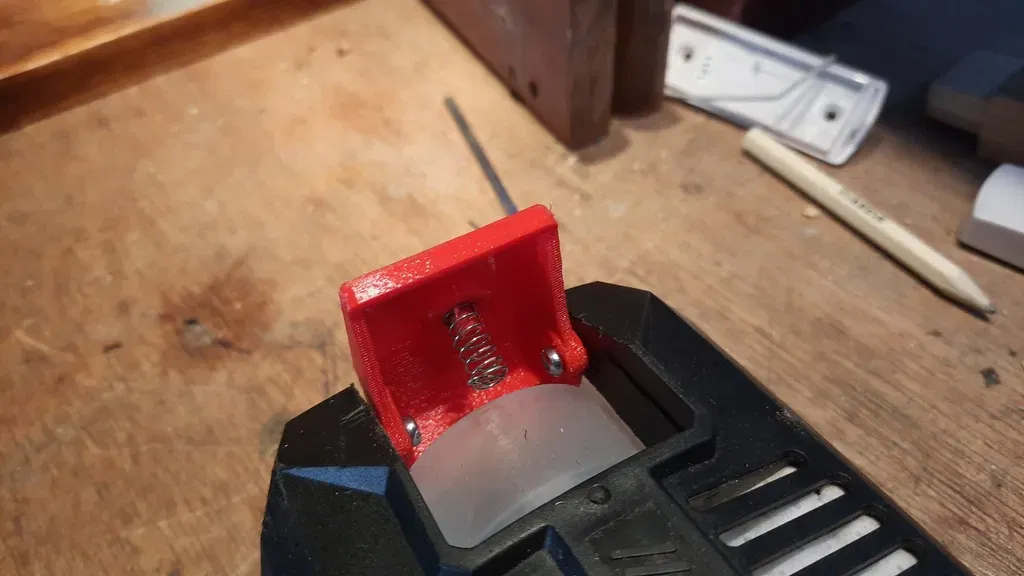 Sửa chữa kẹp hộp chứa bụi cho máy chà nhám Parkside - Image 9