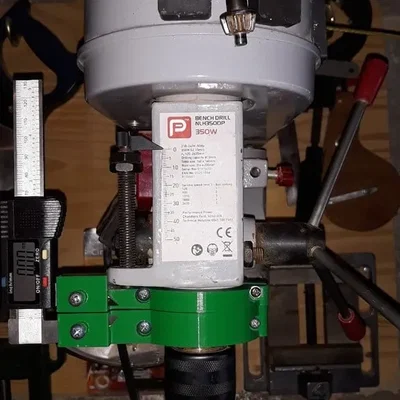Thước đo độ sâu khoan sử dụng thước cặp Powerfix (Lidl)