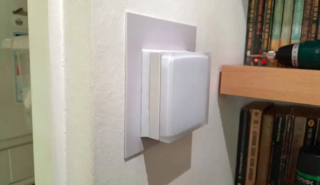 Mặt trước Netatmo Relay cho hộp tường UK - Image 2