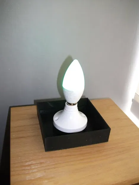 Đế đèn crinkle với đui E14 cho bóng nến đổi màu - Image 2