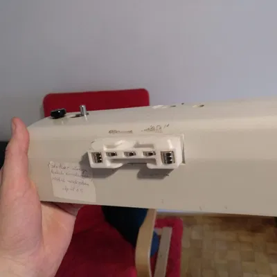 Giá đỡ cuộn chỉ từ tính cho máy may Pfaff cổ điển