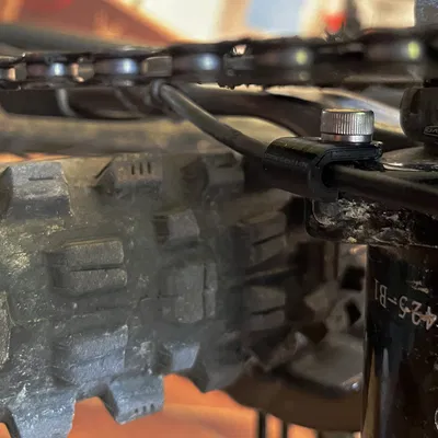 Giá đỡ cáp xe đạp địa hình cho Marin Alpine Trail