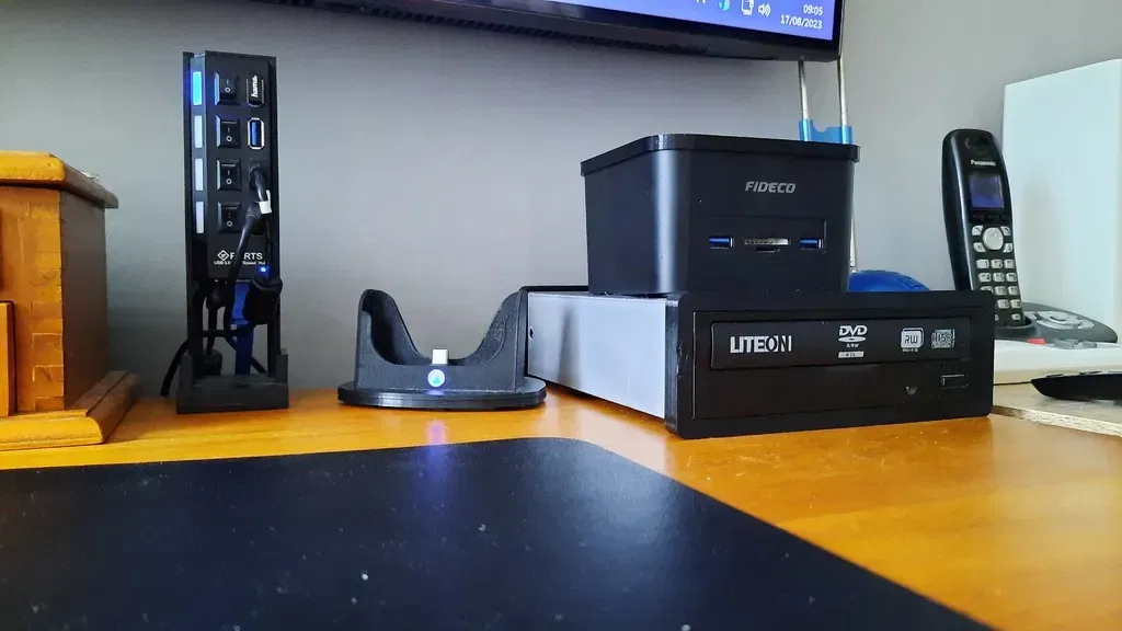 Vỏ cho ổ quang 5.25" sử dụng bo mạch Hitachi Simpledrive - Image 2