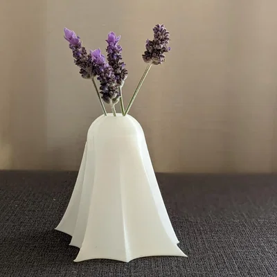 Bình hoa ma cho trang trí Halloween