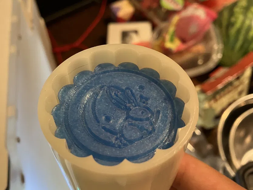 Khuôn bánh trung thu hình thỏ và mặt trăng 14 rãnh - Image 3