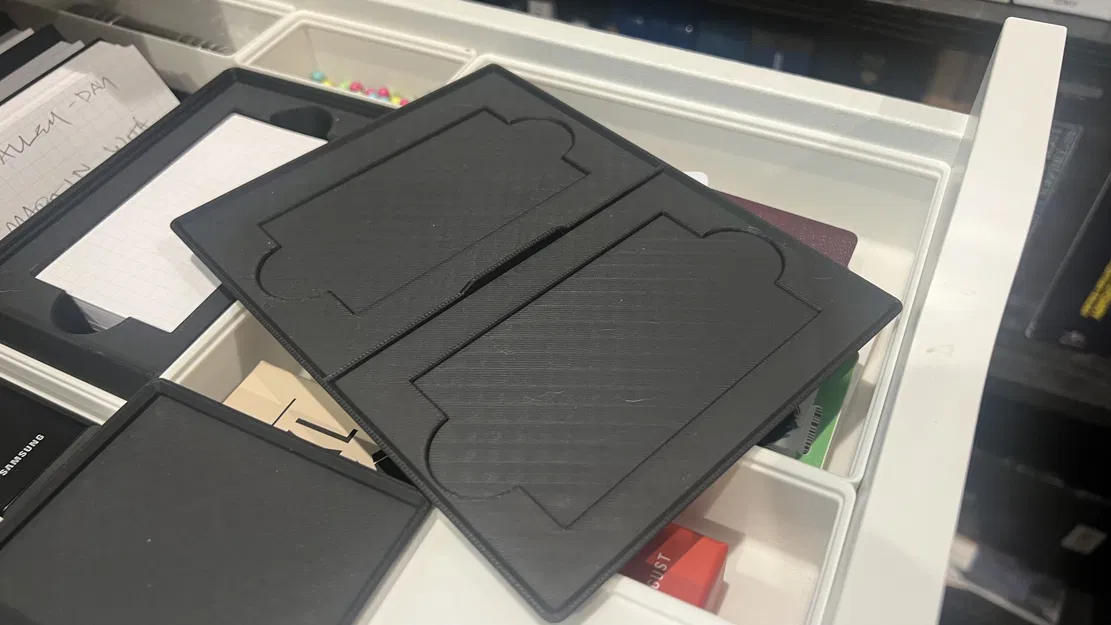 Nắp Gridfinity 3x4 với ngăn thẻ guild và hộp thuốc Ikagai - Image 3