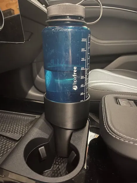 Giá đỡ cốc Ford Mustang Mach-E cho bình nước lớn - Image 1