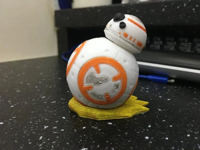 Câu đố BB8 từ Star Wars kết hợp với R2-D2 - Image 1