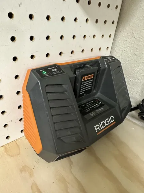 Giá đỡ sạc pin Ridgid cho R840095 và R86092 - Image 1