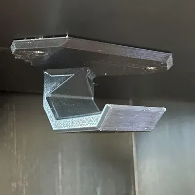 Giá treo tai nghe gắn dưới bàn làm việc