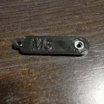 Cờ lê hỗ trợ M3 với móc chìa khóa