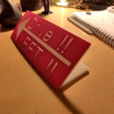 Biển báo lái xe bên trái tại New Zealand