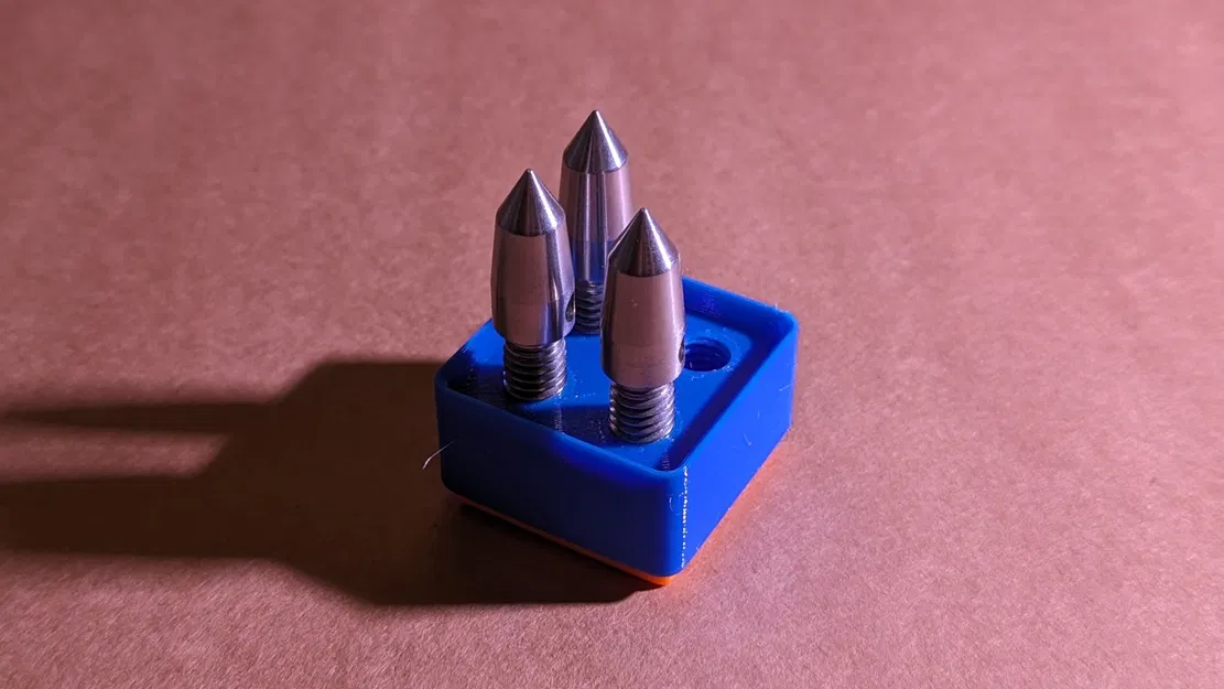 Giá đỡ chân nhọn cho chân tripod Gridfinity - Image 3