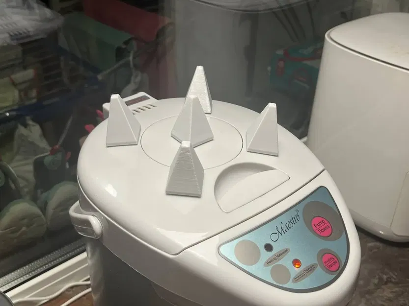 Giá đỡ chống mèo sphynx ngồi lên bình giữ nhiệt - Image 2