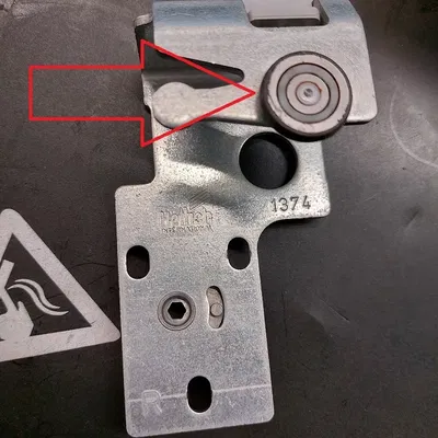 Thay thế cuộn cửa cho tủ quần áo Ikea Pax