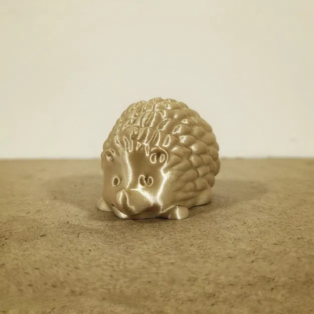 Nhím dễ thương với nụ cười vui vẻ - Image 1