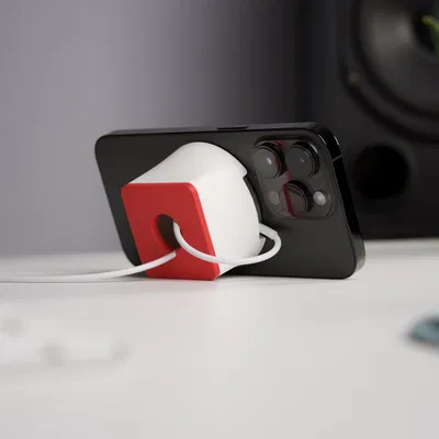 Giá đỡ sạc MagSafe cho chế độ StandBy của iPhone