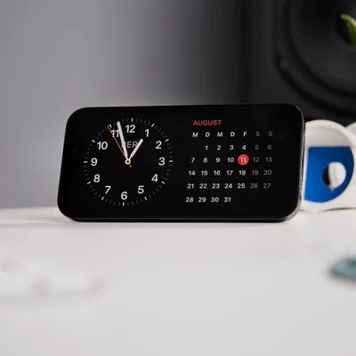 Giá đỡ sạc MagSafe cho chế độ StandBy của iPhone