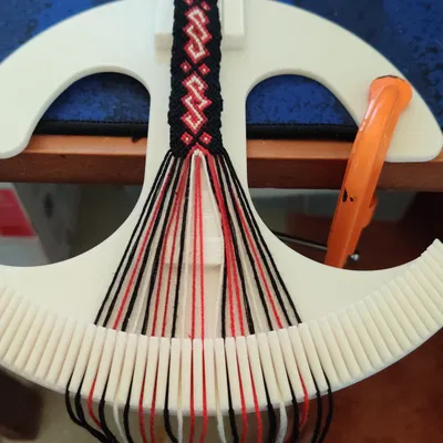 Bộ dụng cụ làm vòng tay tình bạn tiện lợi