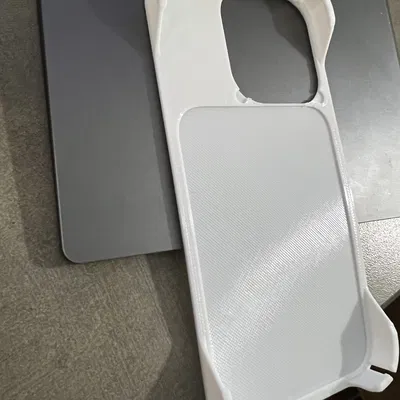 Vỏ bảo vệ cho iPhone 15 Pro Max phiên bản Beta