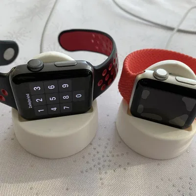 Giá đỡ Apple Watch tối giản cho cả hai kích thước 38/40 và 42/...