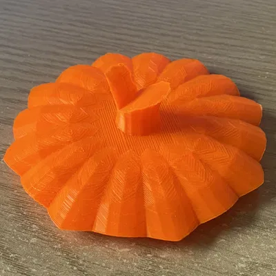 Đèn bí ngô Halloween với đáy phẳng và nắp mỏng