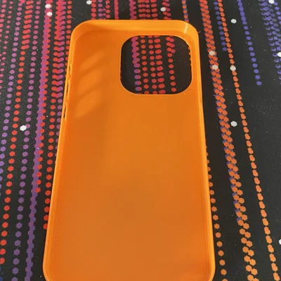 Ốp lưng iPhone 15 Pro với thiết kế vừa vặn