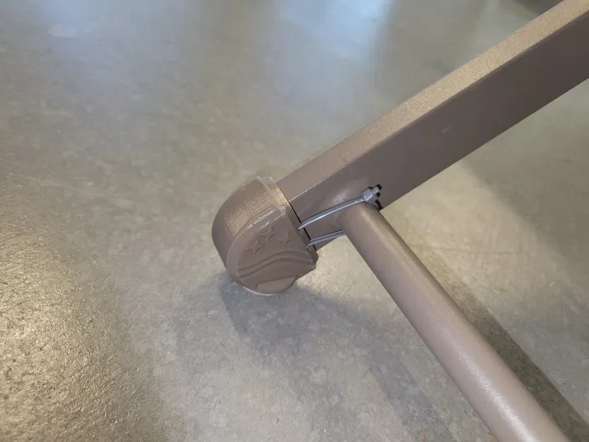 Chân thay thế cho ghế 'Fauteuil repas avec coussin' của Sifas - Image 1