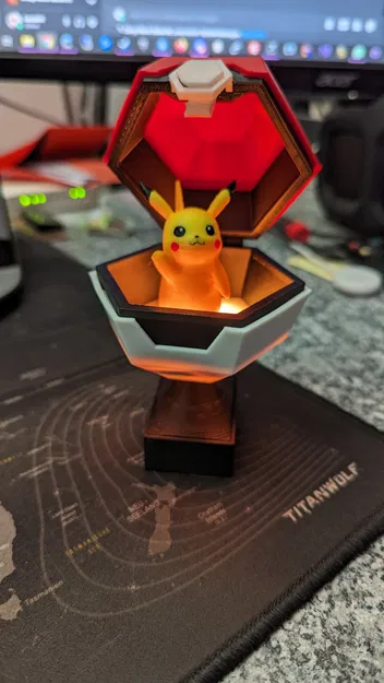 Đèn bàn Pokeball phong cách Low Poly điều khiển không dây - Image 1