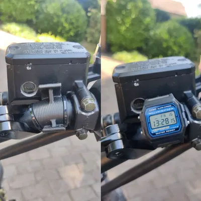 Giá đỡ đồng hồ Casio F-105W cho xe máy