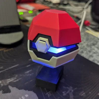 Đèn bàn Pokeball phong cách Low Poly điều khiển không dây