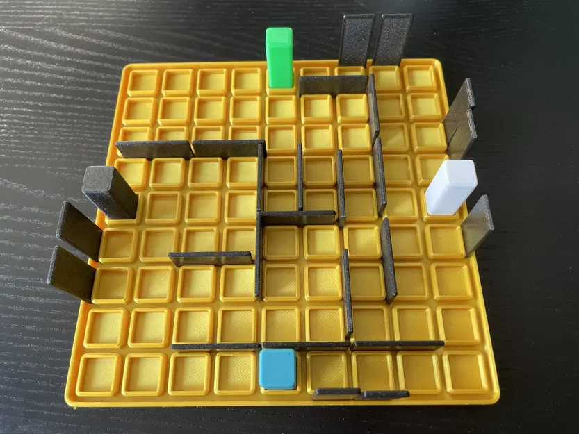 Trò chơi cờ Quoridor dành cho 2 hoặc 4 người chơi - Image 1