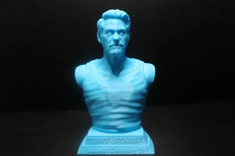 Tượng bán thân Tony Stark/Iron Man của Robert Downey Jr. - Image 3