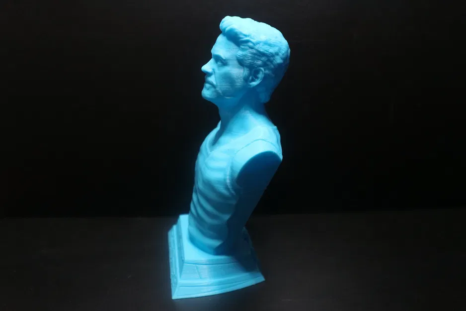 Tượng bán thân Tony Stark/Iron Man của Robert Downey Jr. - Image 5