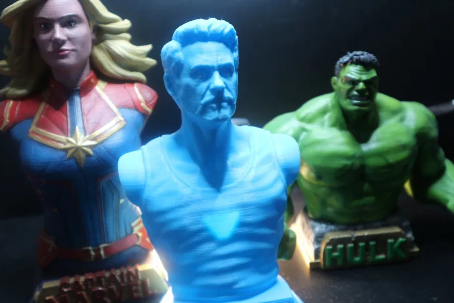 Tượng bán thân Tony Stark/Iron Man của Robert Downey Jr. - Image 9