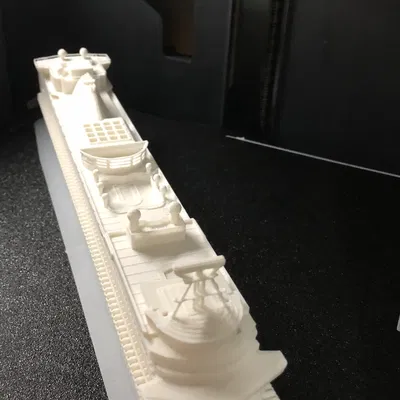 Mô hình tàu du lịch P&O Ventura tỉ lệ 1:1000 không cần hỗ trợ