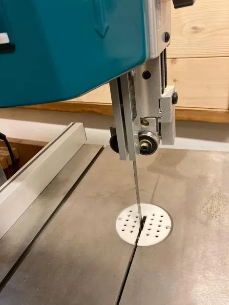 Bảng đỡ cho máy cưa băng Makita LB1200F - Image 2