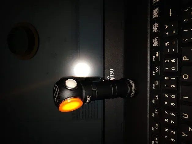 Mũ đèn pin Armytek Wizard có khả năng chuyển đổi thành đèn hậu - Image 1