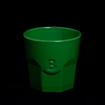 Bulbasaur ẩn nấp trong ly Octaglass