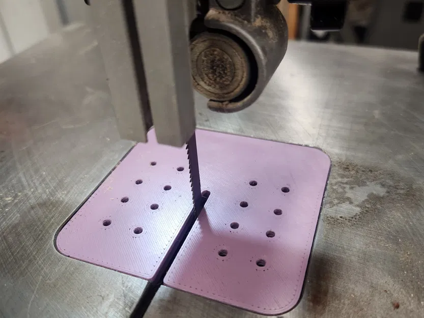 Bảng chèn thay thế cho máy cưa băng WEN 10" Model 3962 - Image 1