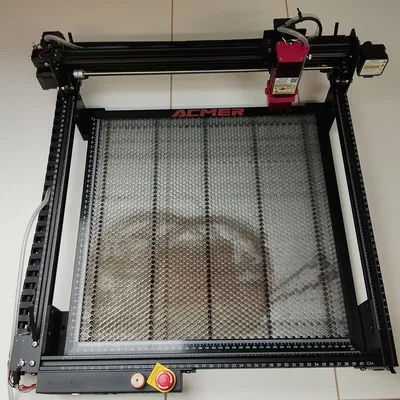 Ortur Laser Master 2 Pro - Chân Bàn Làm Việc Mật Ong