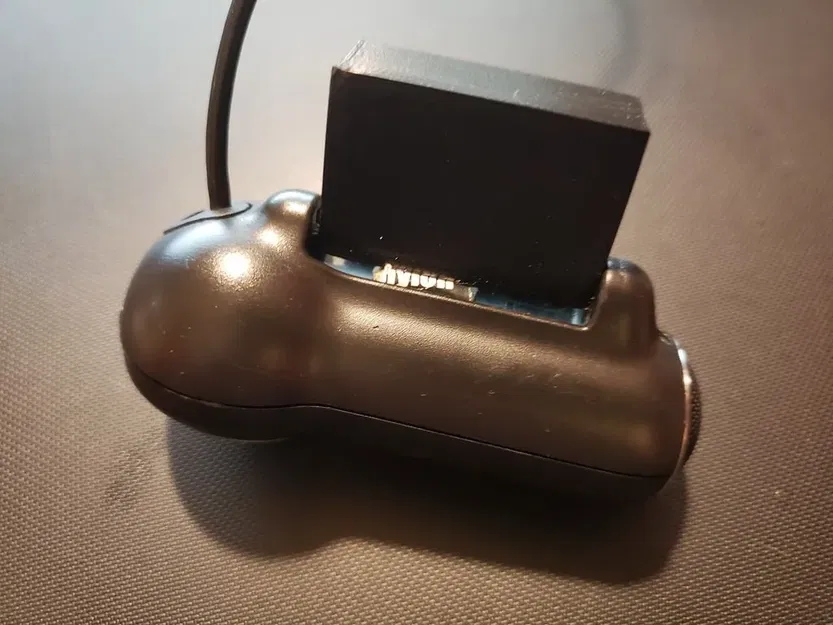 Kẹp cơ bản Logitech Pro 9000 cho webcam - Image 1