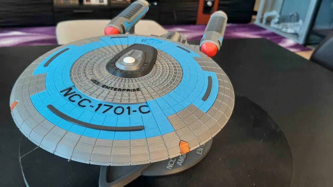 Mô hình tàu USS Enterprise NCC-1701-C lớp Đại sứ trong Star Trek - Image 2