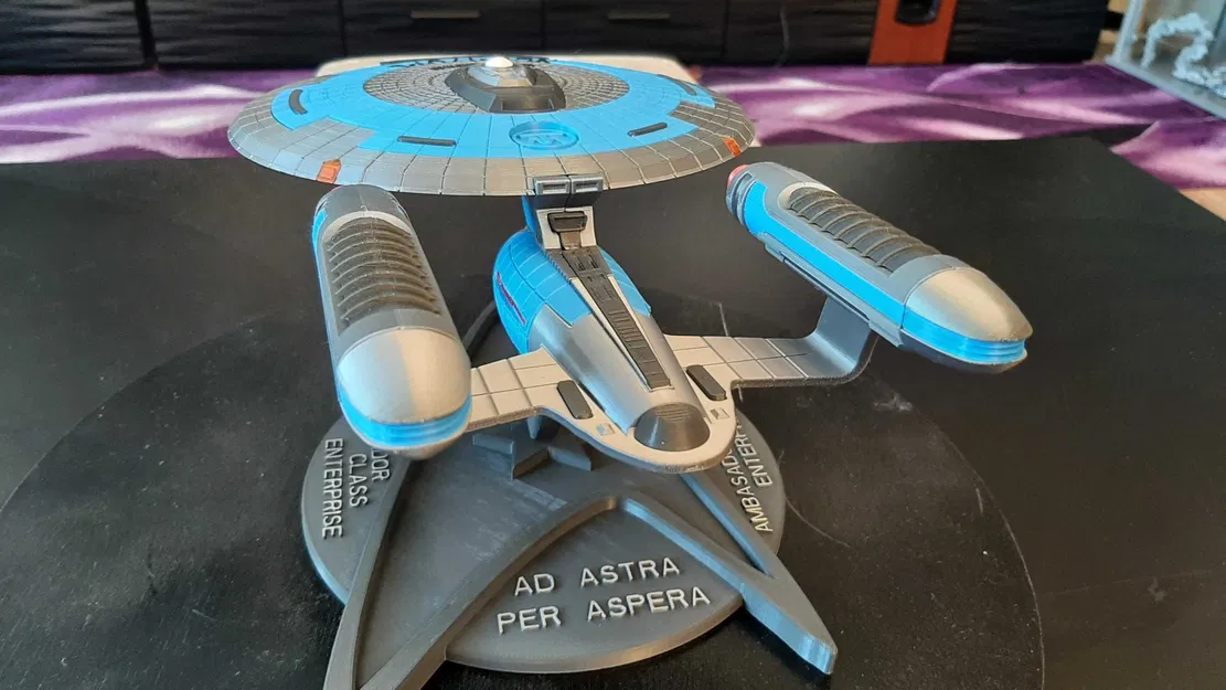Mô hình tàu USS Enterprise NCC-1701-C lớp Đại sứ trong Star Trek - Image 3