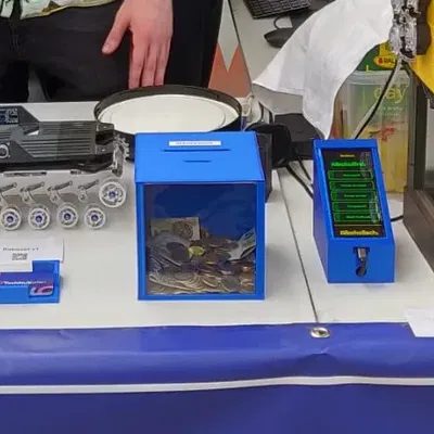 Hộp quyên góp với cảm biến phát âm thanh vui nhộn