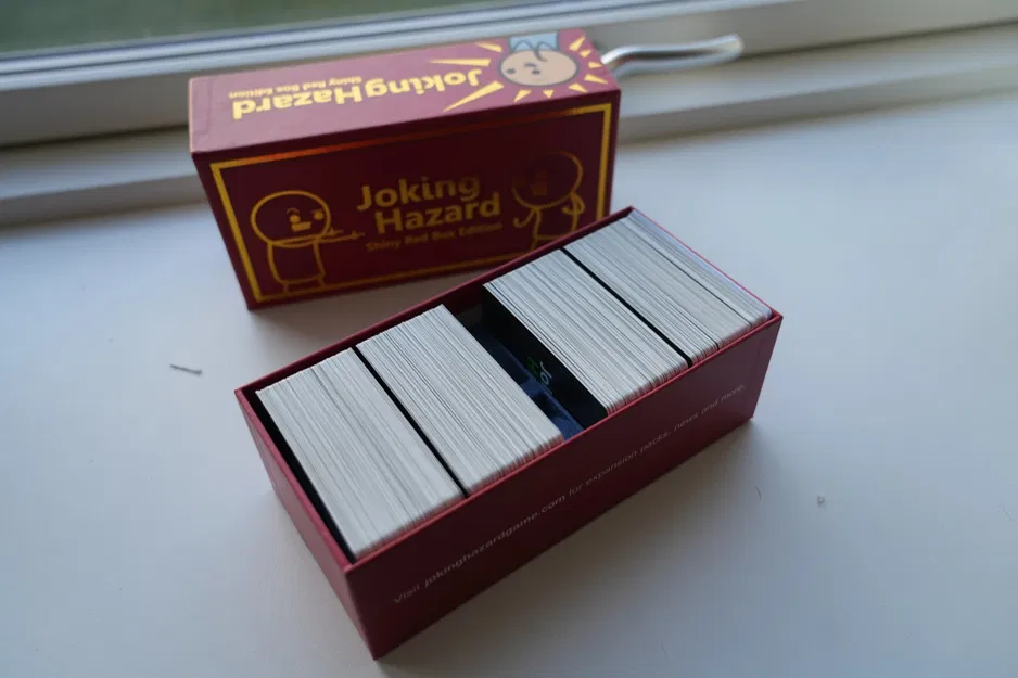 Bộ tổ chức thẻ bài Joking Hazard của Cyanide and Happiness - Image 2