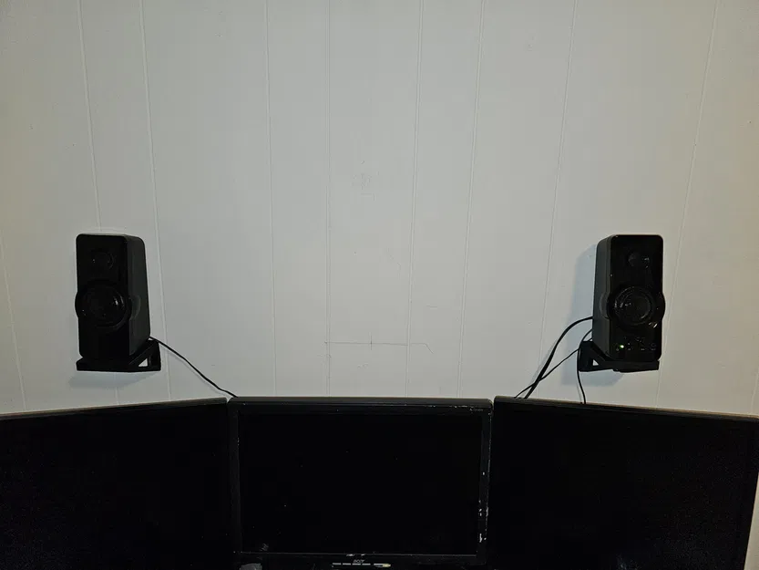 Giá đỡ loa treo tường thiết kế đơn giản - Image 3