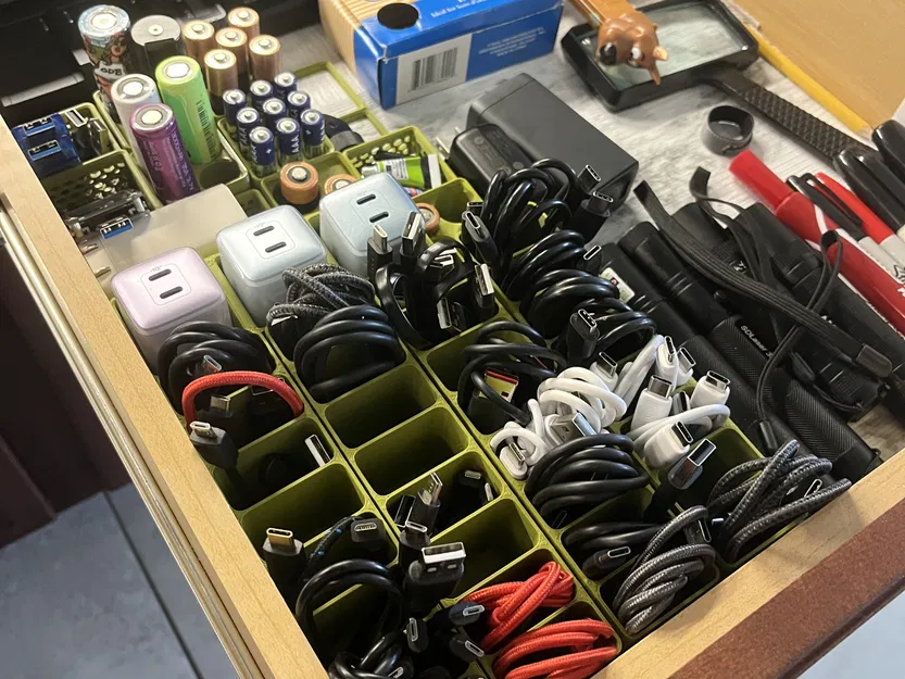 Giá đỡ cáp USB Gridfinity 1x4 cho tổ chức cáp - Image 5