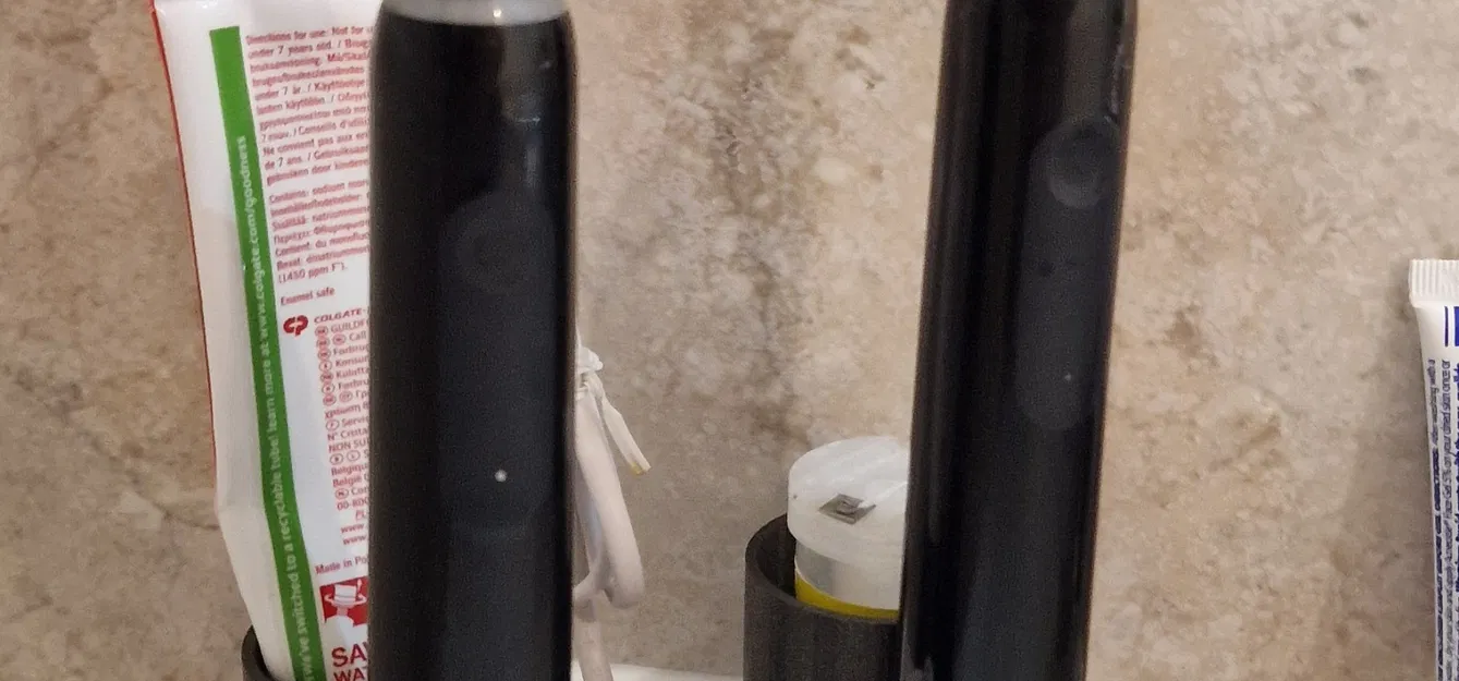 Giá đỡ bàn chải điện Oral B tiện lợi cho phòng tắm - Image 2